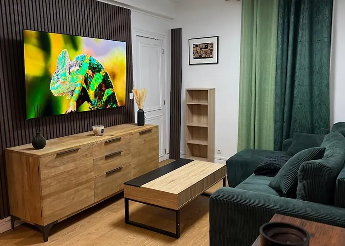 Premium And Luxury Parisian Experience